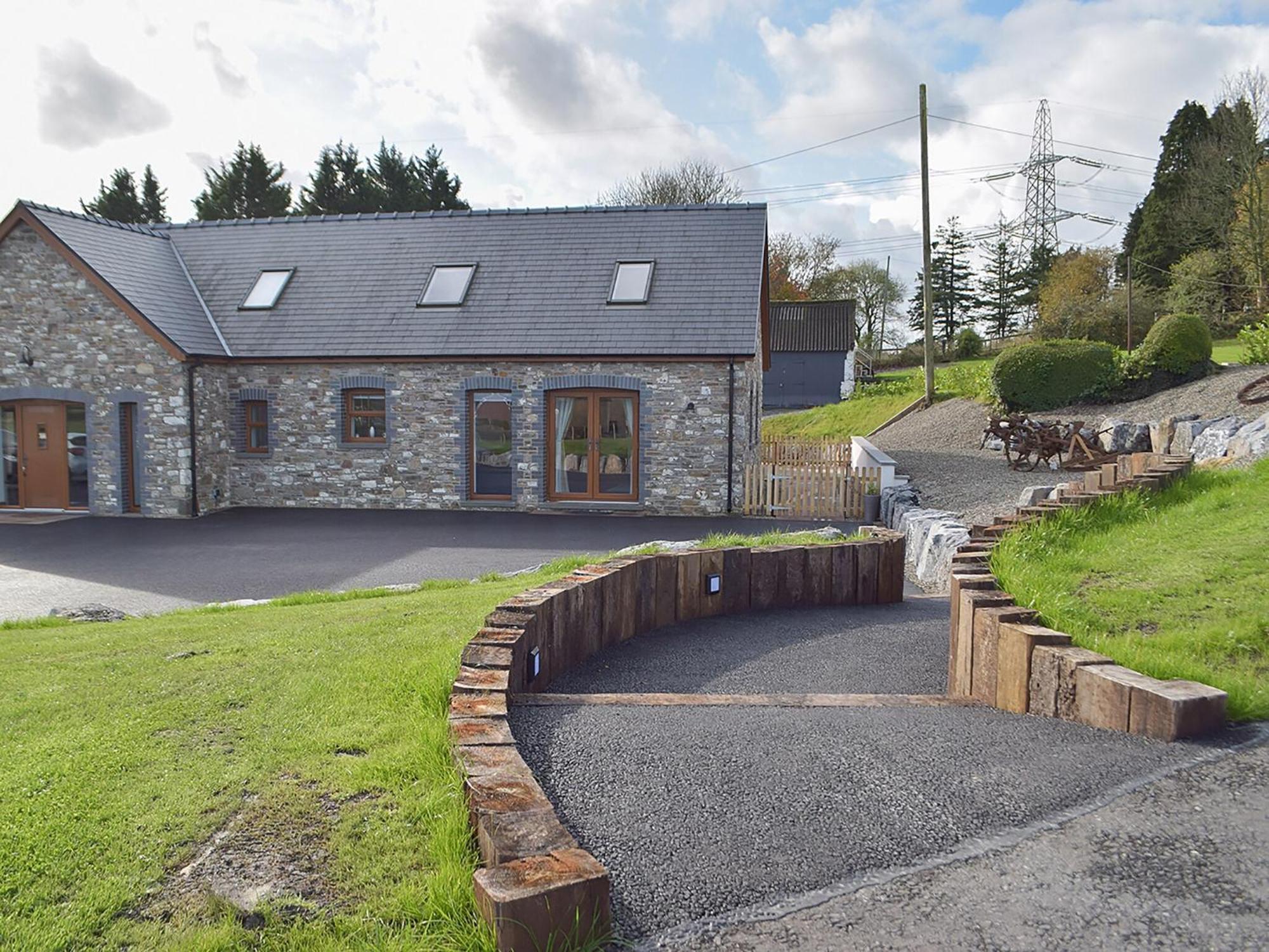 Y Beudy Bach Pont-y-Berem Exterior foto